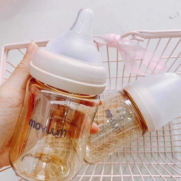 bình sữa moyuum an toàn với trẻ sơ sinh